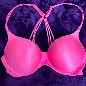 Victoria’s Secret Bombshell Add-2-cups Push-Up Bra